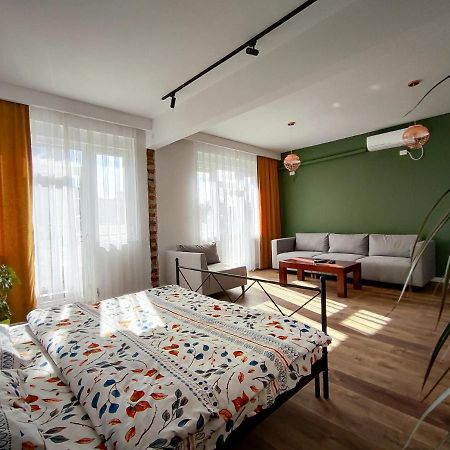 プリシュティナUrban Cozy Retreatアパートメント エクステリア 写真