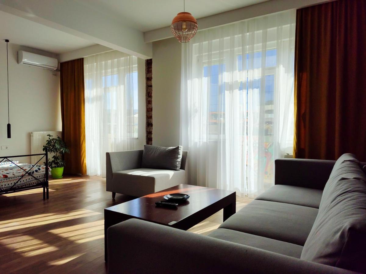 プリシュティナUrban Cozy Retreatアパートメント エクステリア 写真