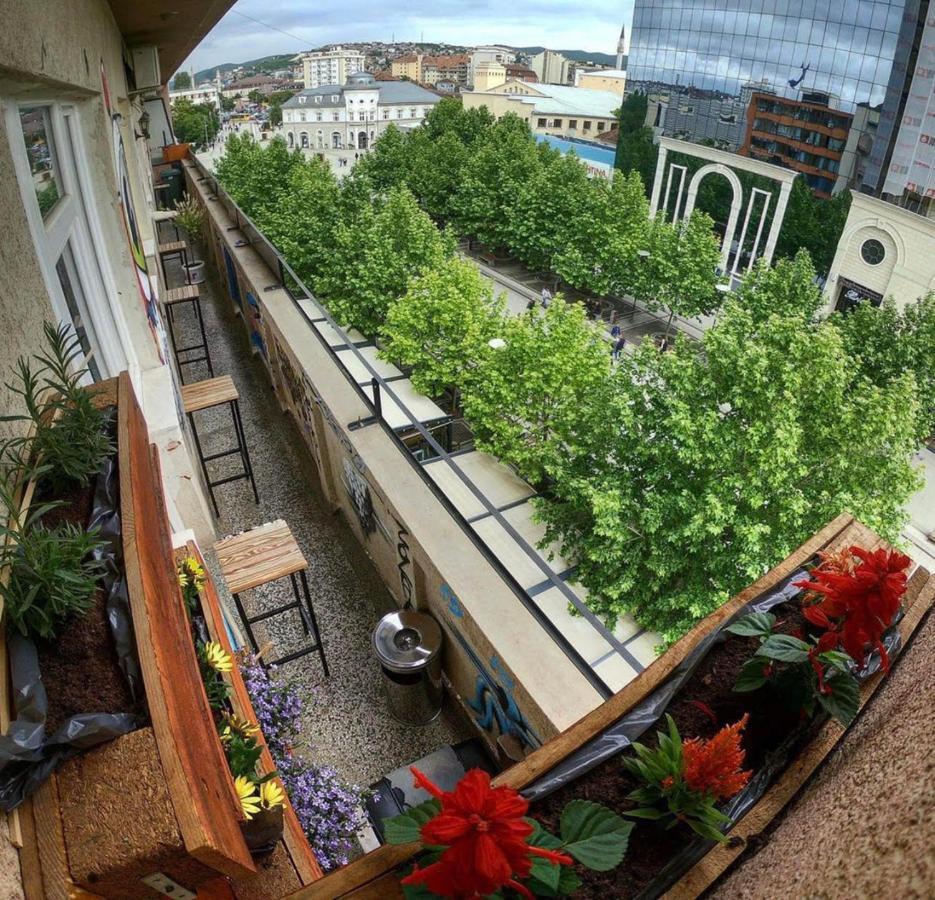 プリシュティナUrban Cozy Retreatアパートメント エクステリア 写真
